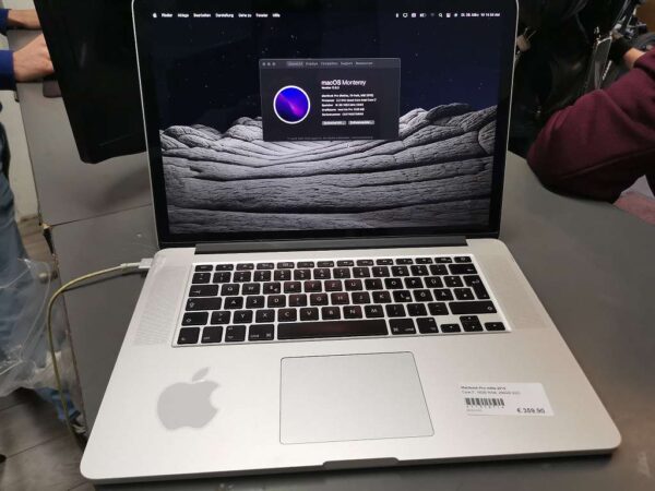 Macbook Pro 15 mitte 2015 | Core i7 | 16GB RAM | 256GB SSD | Zustand: In Ordnung