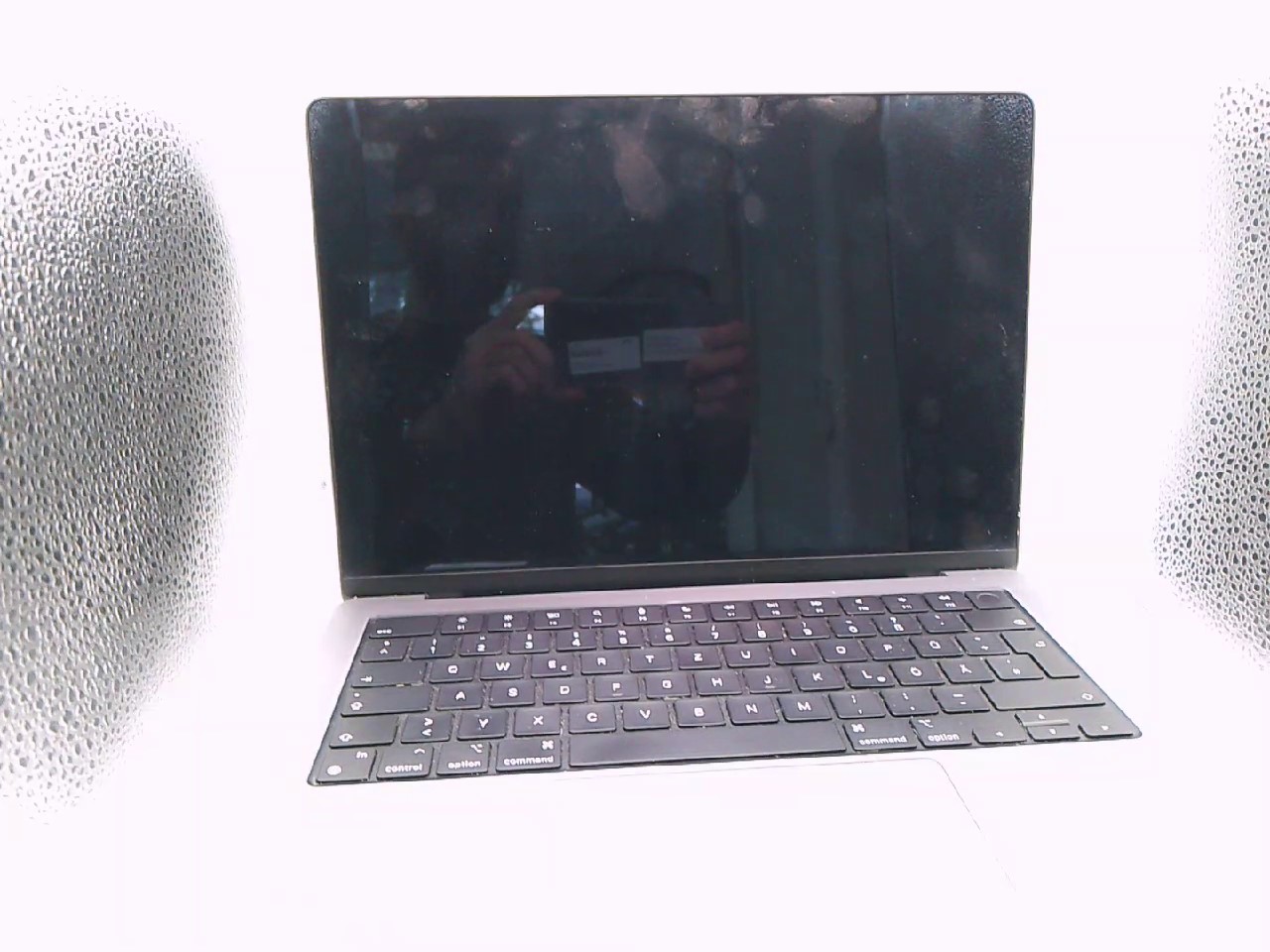 Macbook Pro 2021 M1 Pro | Display Defekt | Ohne Ladegerät | 16GB RAM | 1TB SSD | Ladezyklen: 166 | Zustand: Gut – Bild 2