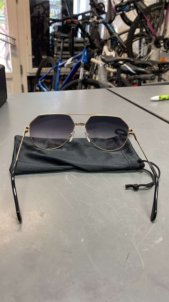 Cazal 724/3 Sonnenbrille | mit Originalverpackung | Zustand: Wie Neu – Bild 2