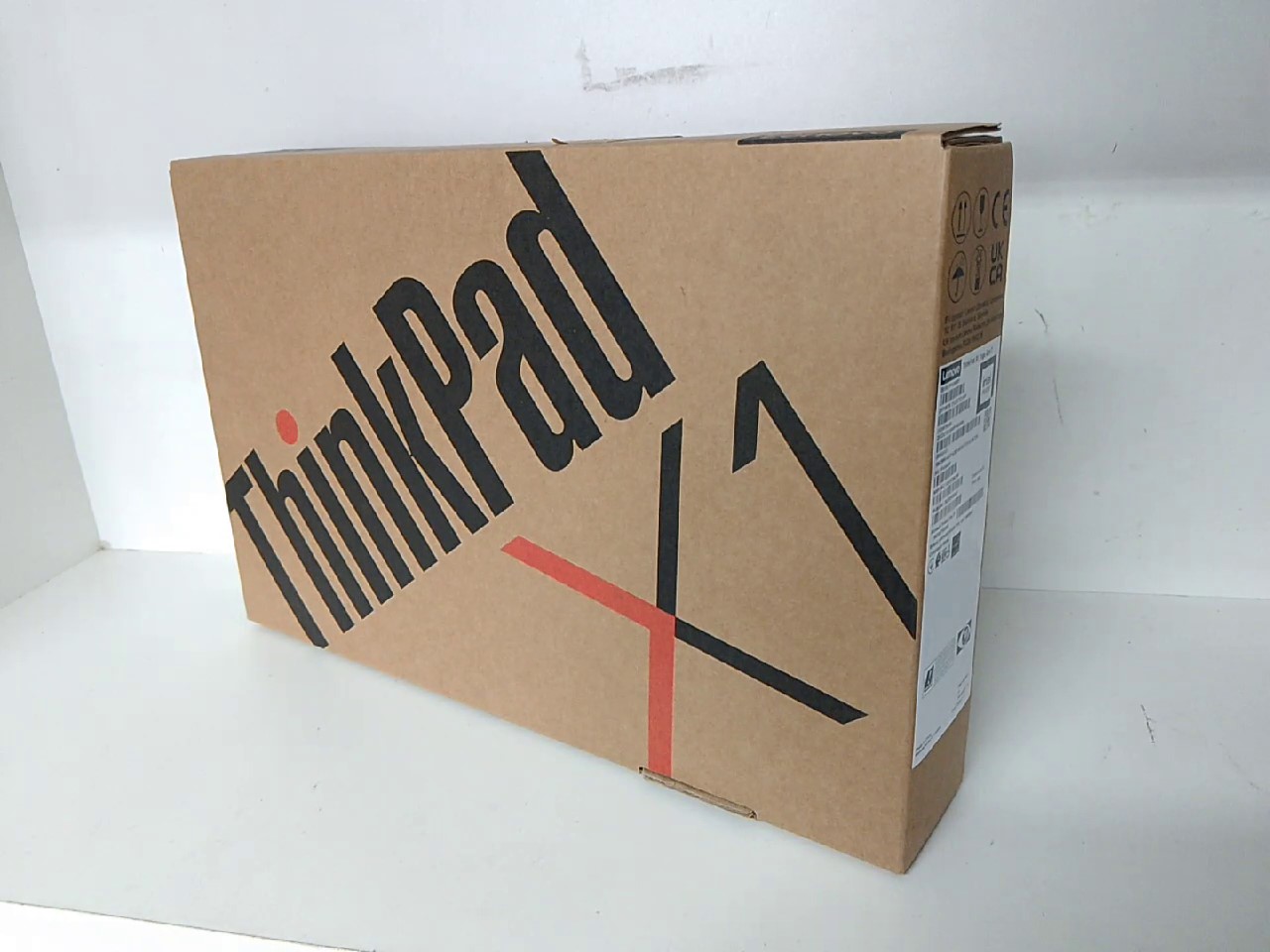 Thinkpad X1 Yoga Gen 7 | NEU | I7-1265U | 16 GB 6400MHz | 512GB SSD Grafikkarte: Integrierte IntelB IrisE Xe Grank | mit org. Rechnung vom 12.01.2024 | Zustand: Neu