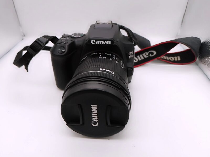 Canon Eos 250d Kamera  | +Canon EFS 10-18mm  | Zustand: Sehr Gut