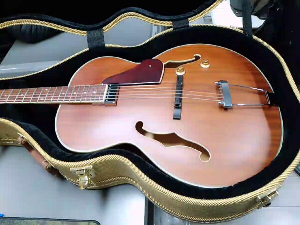 Harley Benton Manhattan Standard | Zustand: Wie Neu