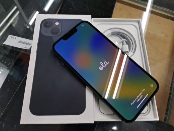 iPhone 13 128GB | mit Originalverpackung  GarantiernGültig bis: 18 Februar 2025 | SimLock: Frei | Zustand: Sehr Gut | Farbe: schwarz – Bild 3