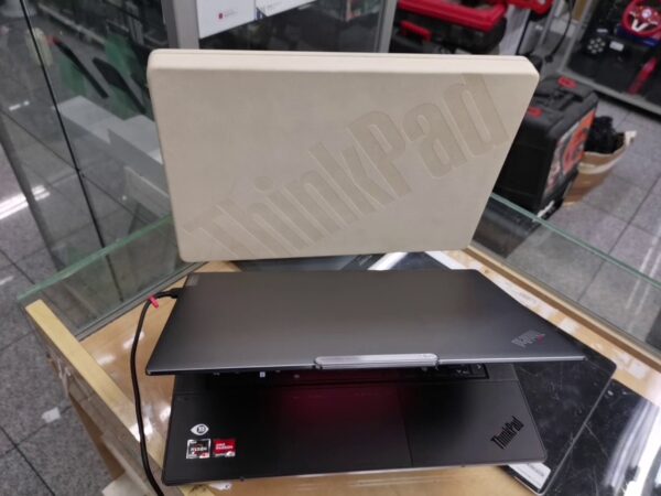 Lenovo Thinkpad Z16 G1 14Zoll Touch 4k+ Oled R9 | Ryzen 9 PRO 6950H | 32.00 GB Ram 2 TB SSD Radeon RX 6500M | mit Originalverpackung Mit Ladegerät 2 Jahre Garantie  | Zustand: Wie Neu – Bild 6