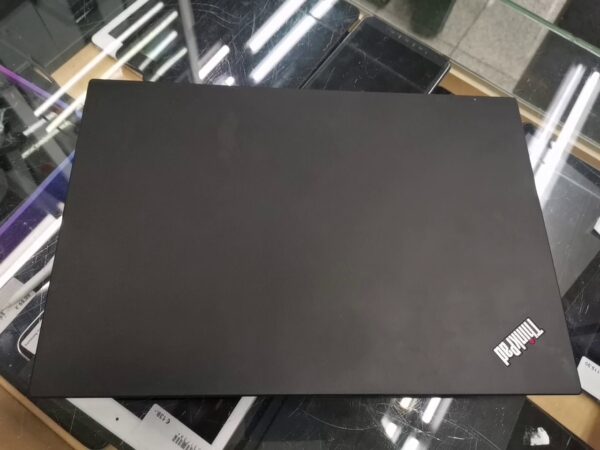Lenovo Thinkpad P15s I7-10510u  | 16:00 GB Ram .512 GB SSD. Windows 10   | Rechnung von 1020 Ebörse  | Zustand: Gut – Bild 2