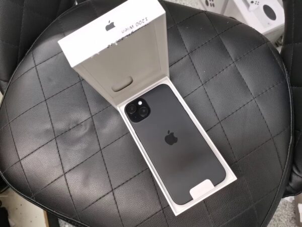 iPhone 15 Plus 256GB |  mit Originalverpackung | SimLock: Frei | Zustand: Neu | Farbe: schwarz – Bild 3