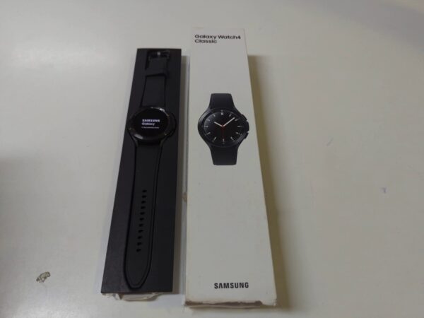 Galaxy Watch 4 Classic schwarz | Mit Verpackung  |  Ladegerät  | Zustand: Gut – Bild 3