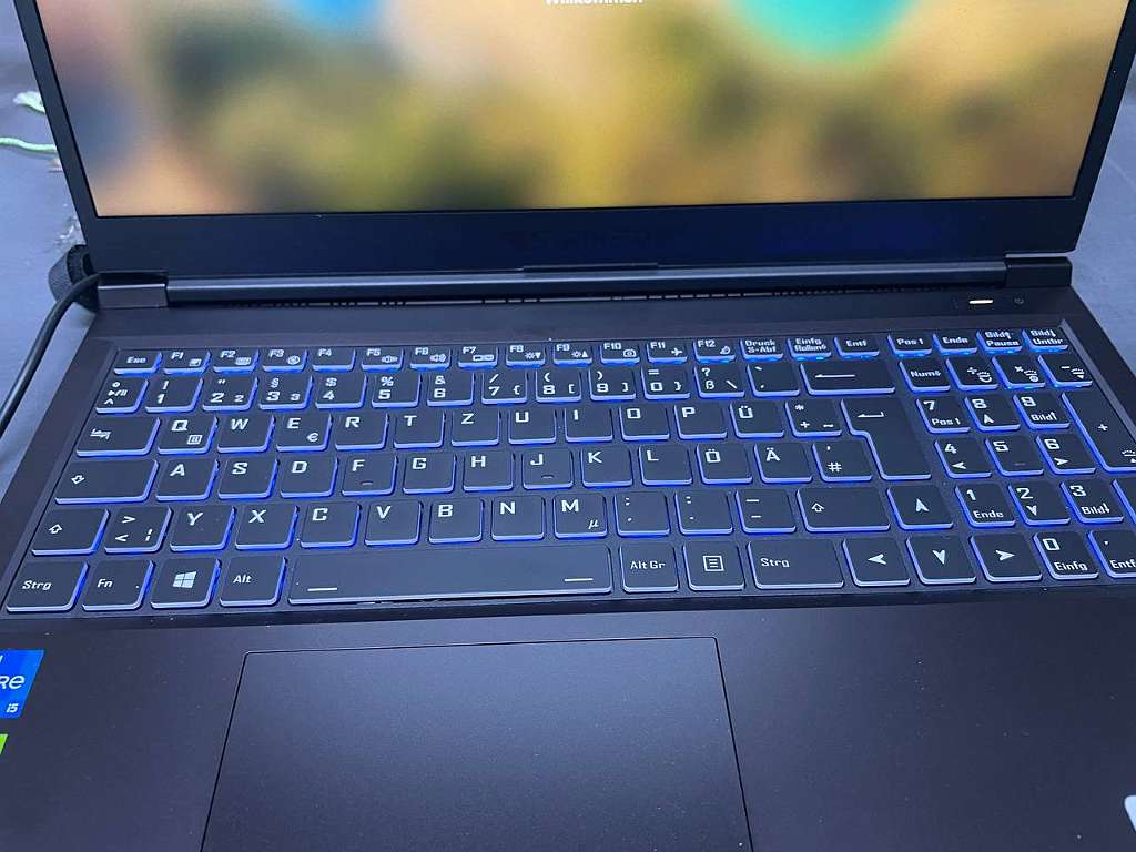 Notebook Hyrican Striker 1650 | Zustand: Wie Neu – Bild 5