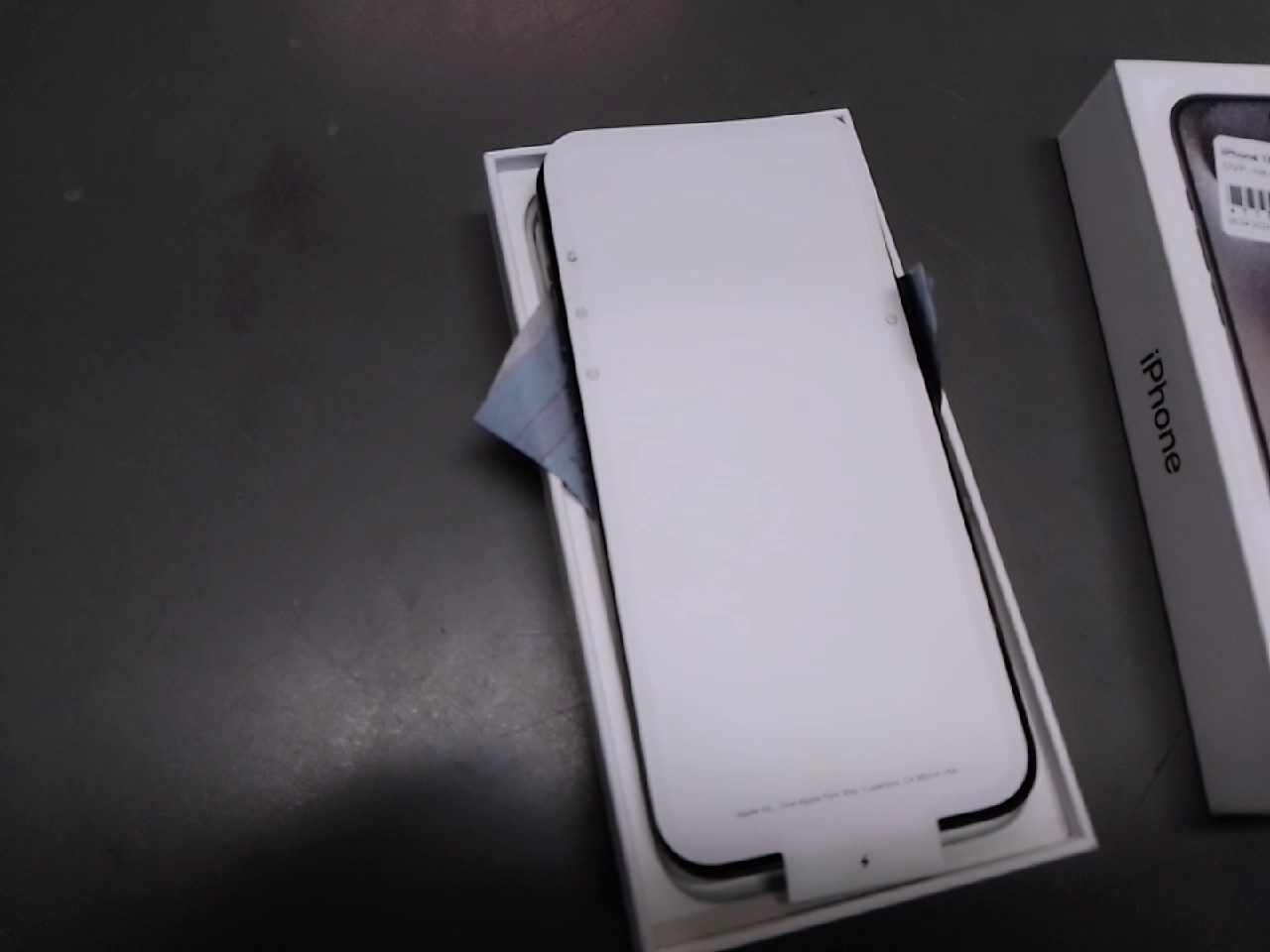 iPhone 15 Pro Max 256GB | mit Originalverpackung |mit org. Rechnung vom 20.04.2024 | Apple Garantie bis 20.05.2025 | SimLock: Frei | Zustand: Wie Neu | Farbe: schwarz | Akku: 100% – Bild 3