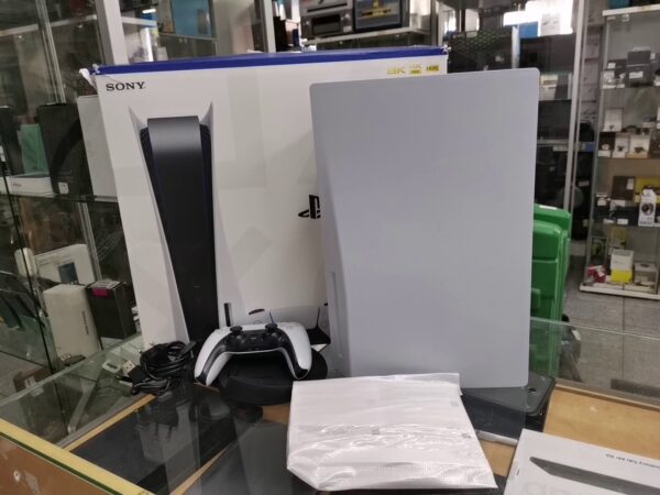 Sony PS5 825GB Disc Edition | mit Originalverpackung   | Zustand: Sehr Gut | Farbe: weiss – Bild 3