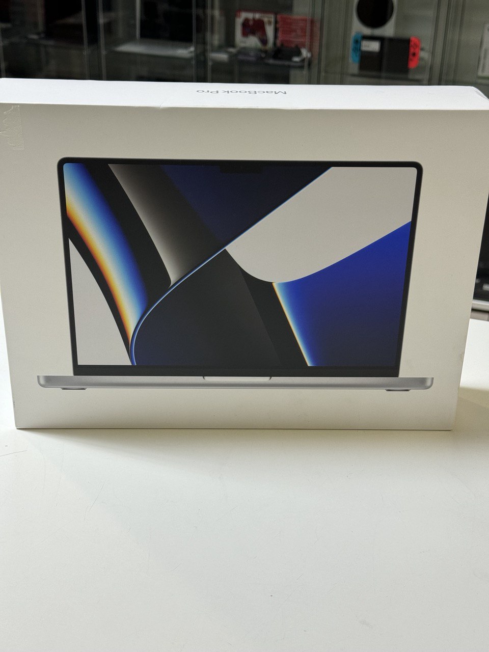 Apple Macbook Pro 14.2" 2021 Silber, M1 Pro | 16GB RAM | 1TB SSD | DE | 2 Ladezyklen | War nur aufgemacht zum Testen | mit Verpackungrn | Zustand: Wie Neu – Bild 4