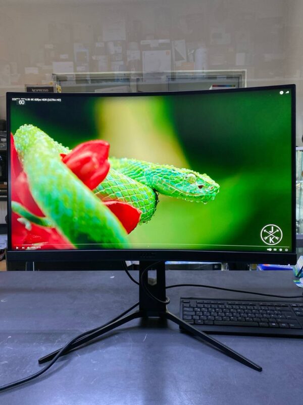 Gaming Monitor MSI Optix MAG271CQR,  |  UK-Version | 27 zoll | Zustand: Sehr Gut – Bild 4