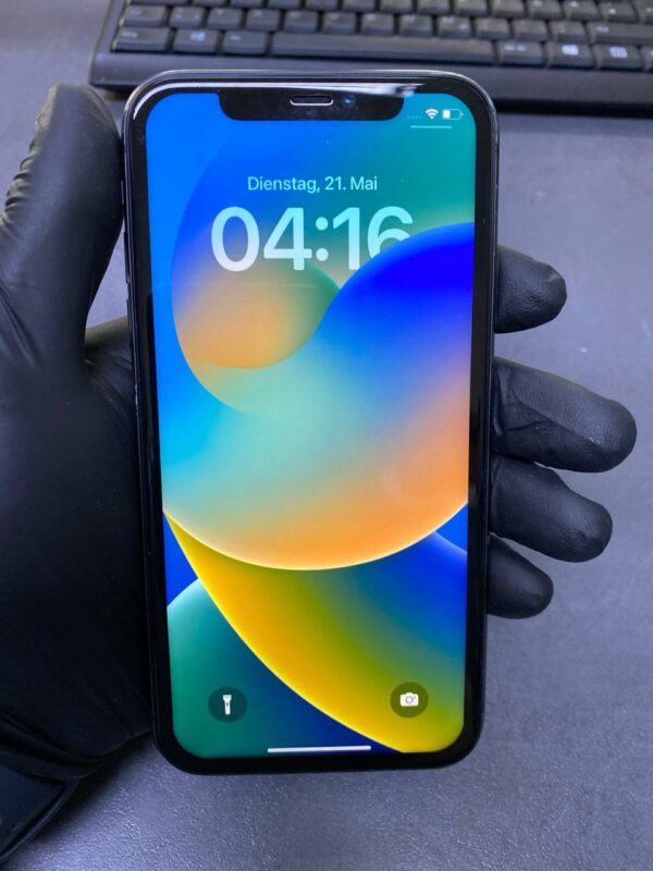 iPhone 11 128GB | SimLock: A1 | Zustand: In Ordnung | Farbe: schwarz | Akku: unter 80% – Bild 2