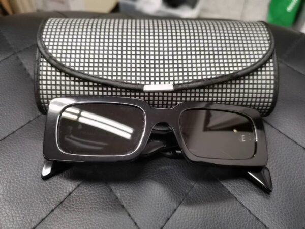 Prada  Sonnenbrille  | Hülle | Zustand: Sehr Gut