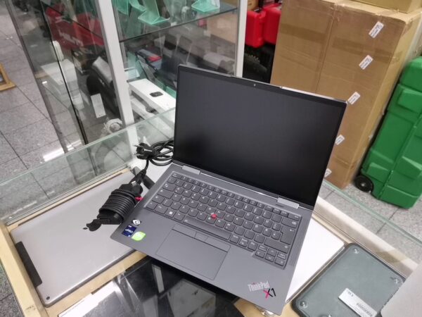 Lenovo Thinkpad X1 Yoga G7  I7-1270p Ghz | 32GB Ram |  512GB SSD | Windows 11  | Mit  Ladegerät   |  Touchscreen
 | Zustand: Sehr Gut