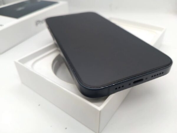 iPhone 13 128GB | mit Originalverpackung | Kaufdatum: Januar 2023 | | SimLock: Frei | Zustand: Sehr Gut | Farbe: schwarz | Akku: 100% – Bild 3