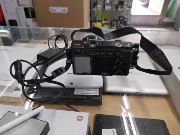 Sony Alpha 6000 Digital Kamera  | Mit Ladegerät | Zustand: Gut – Bild 2