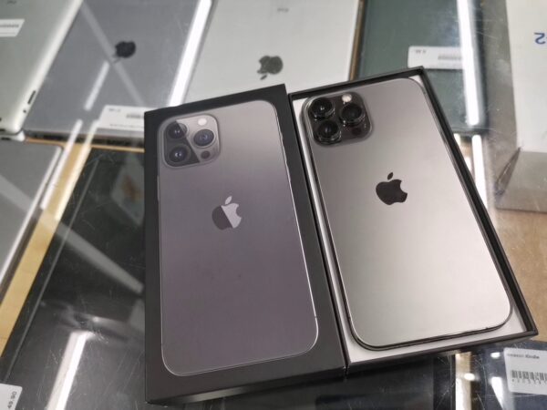 iPhone 13 Pro Max 256GB | mit Originalverpackung 6 Monate Garantie | SimLock: Frei | Zustand: Sehr Gut | Farbe: schwarz – Bild 4