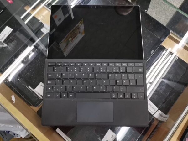 Microsoft Surface Pro 4 1724 i5-6300U  |  8.00 GB Ram .256 GB SSD. Windows 11  |  Mit ladegerät  | Zustand: Gut – Bild 2
