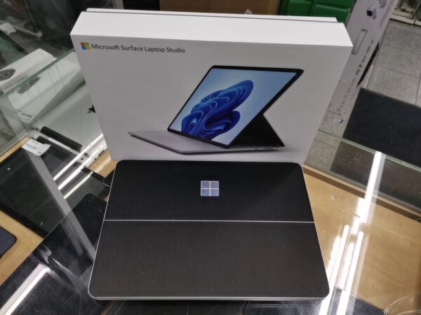 Microsoft Surface Laptop Studio, | Core i7-11370H 32GB RAM 2TB SSD GeForce RTX 3050 Ti DE mit Originalverpackung Mit Rechnung 1 Jahr Grantie  | Zustand: Wie Neu – Bild 2