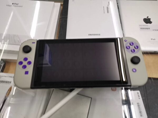Nintendo Switch Lite | Mit Ladegerät  | Zustand: In Ordnung – Bild 3