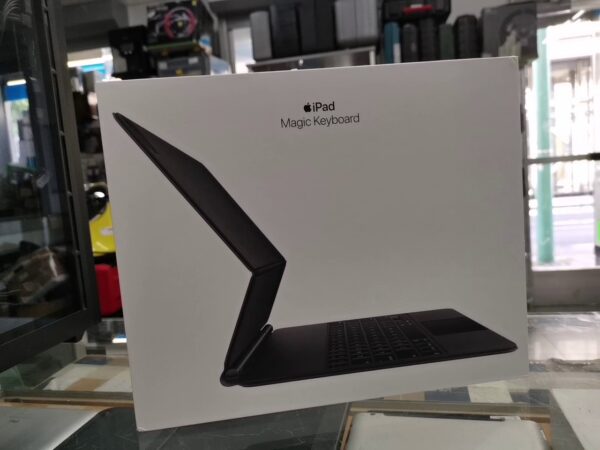 Apple Magic Keyboard, Keyboarddock Für Ipad Pro 12.9", Schwarz, De [2021 / 2022] | mit Originalverpackung  | Zustand: Sehr Gut – Bild 6