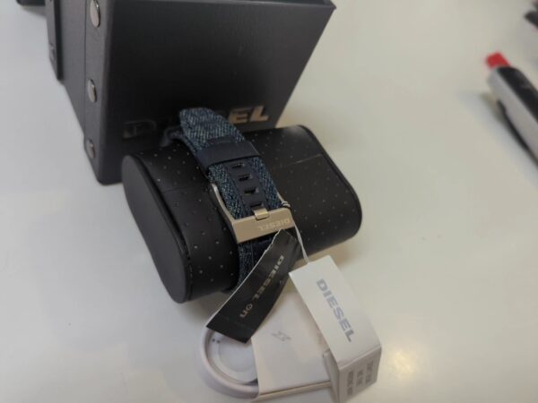 Diesel On Axial Smartwatch | mit Originalverpackung | Zustand: Neu – Bild 5