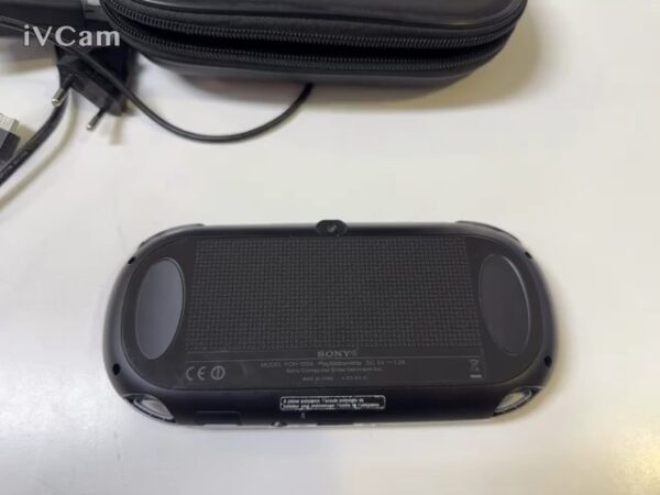Sony Playstation Vita - Model Pch-1004 + Rayman Origins | Mit Ladegerät  |  Hülle  |  Speicherkarte 16GB  | Zustand: Sehr Gut | Farbe: schwarz – Bild 4
