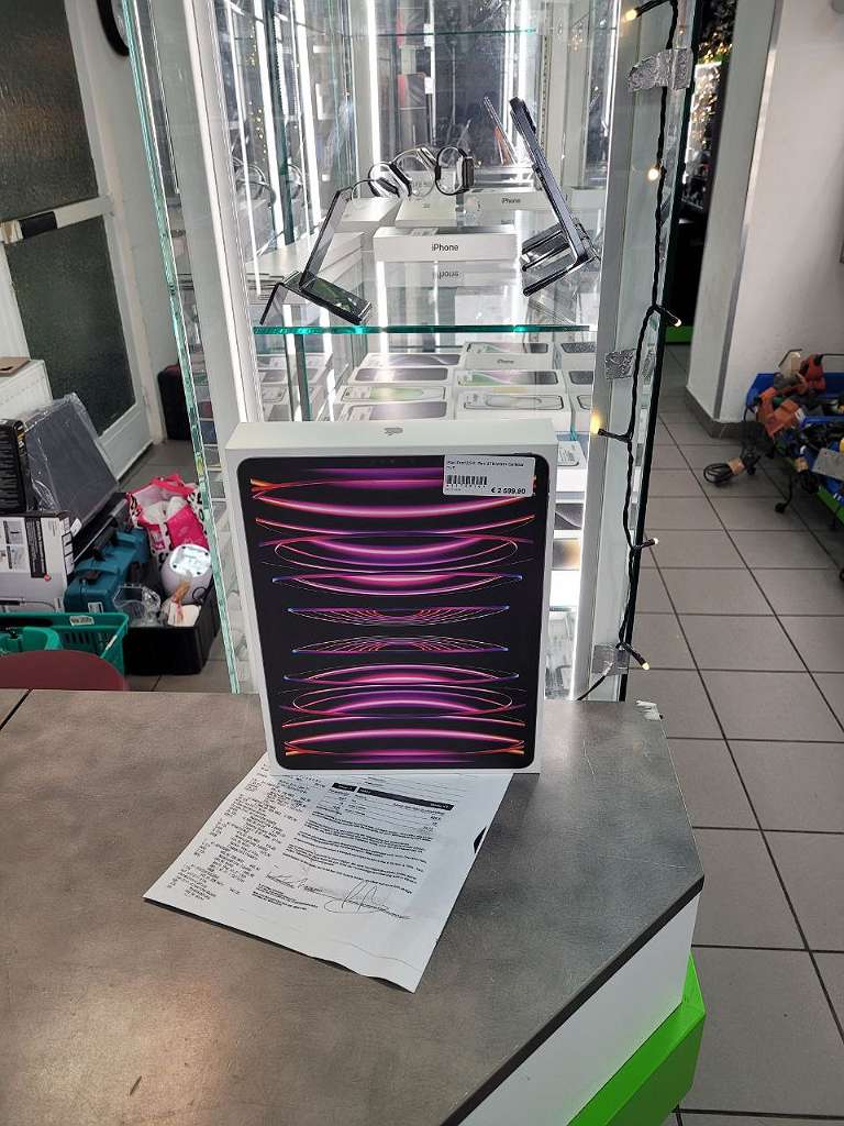 Apple iPad Pro 12.9" 6. Gen 2TB, 5G, Space Grau | mit Originalverpackung | nur aufgemacht | Zustand: Neu