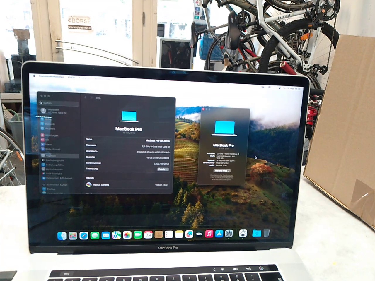 Macbook Pro 2019 16 Zoll | Core i9 | 16GB Ram | 512GB SSD | Zyklen 571 | Ohne Ladegerät | 2 Schrauben fehlen | Zustand: Gut