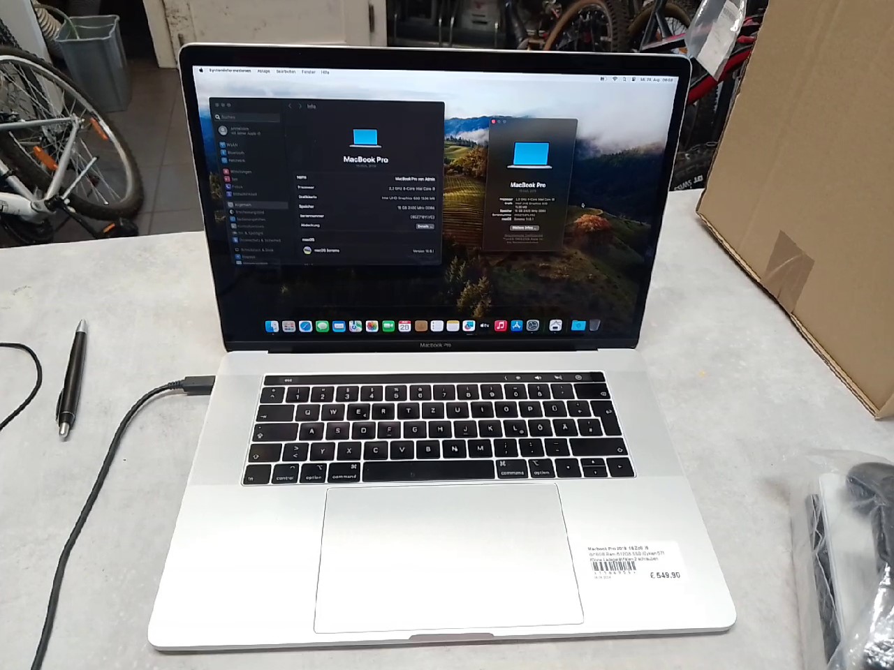 Macbook Pro 2019 16 Zoll | Core i9 | 16GB Ram | 512GB SSD | Zyklen 571 | Ohne Ladegerät | 2 Schrauben fehlen | Zustand: Gut – Bild 2