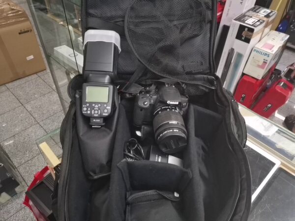 Canon Eos 700d | Mit Zubehör  |  Blitz +Objektiv  | Zustand: Sehr Gut – Bild 3