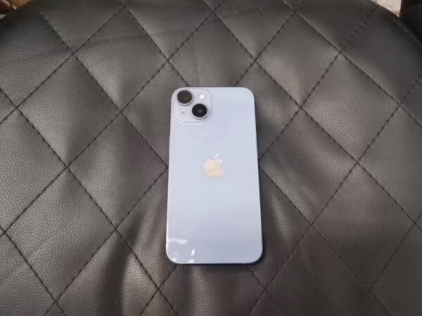 iPhone 14 128GB | 88% akku  | SimLock: Frei | Zustand: In Ordnung | Farbe: blau – Bild 4