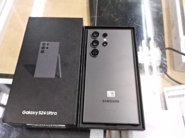 Samsung Galaxy S24 Ultra 256GB | mit Originalverpackung | SimLock: Frei | Zustand: Wie Neu | Farbe: schwarz – Bild 4