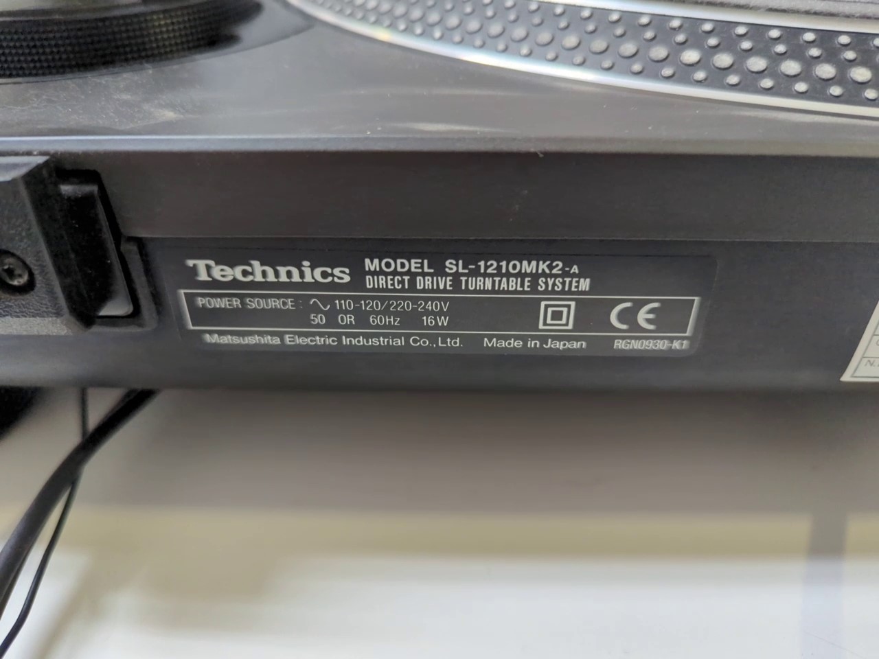 Technics Sl-1200mk2 | Nur Erdungskabel ein wenig angebissen | Perfekter Zustand | Zustand: Wie Neu – Bild 6