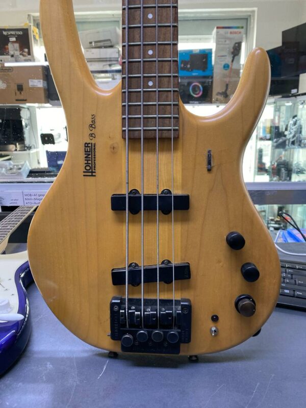 Gitarre Hohner B Bass - Aktiver 4-saiter Durchgehender Hals | Hals Shaden | Made in Korea | Zustand: Gut