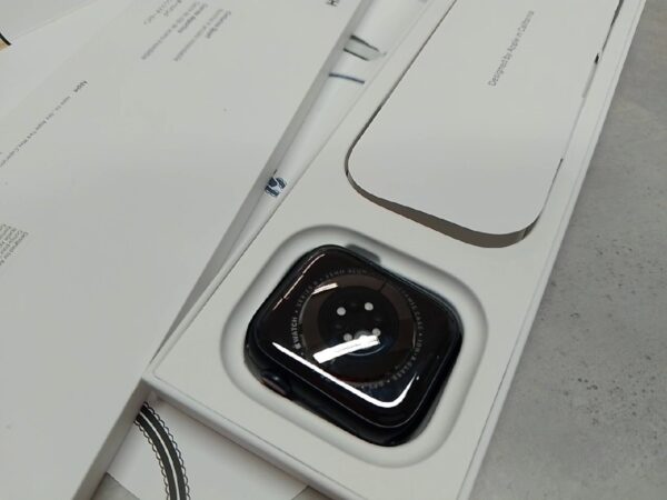 Apple Watch Serie 9 (GPS + Cellular)  45mm | mit Originalverpackung |Garantie
Gültig bis: 24 Dezember 2024 | Zustand: Wie Neu – Bild 3