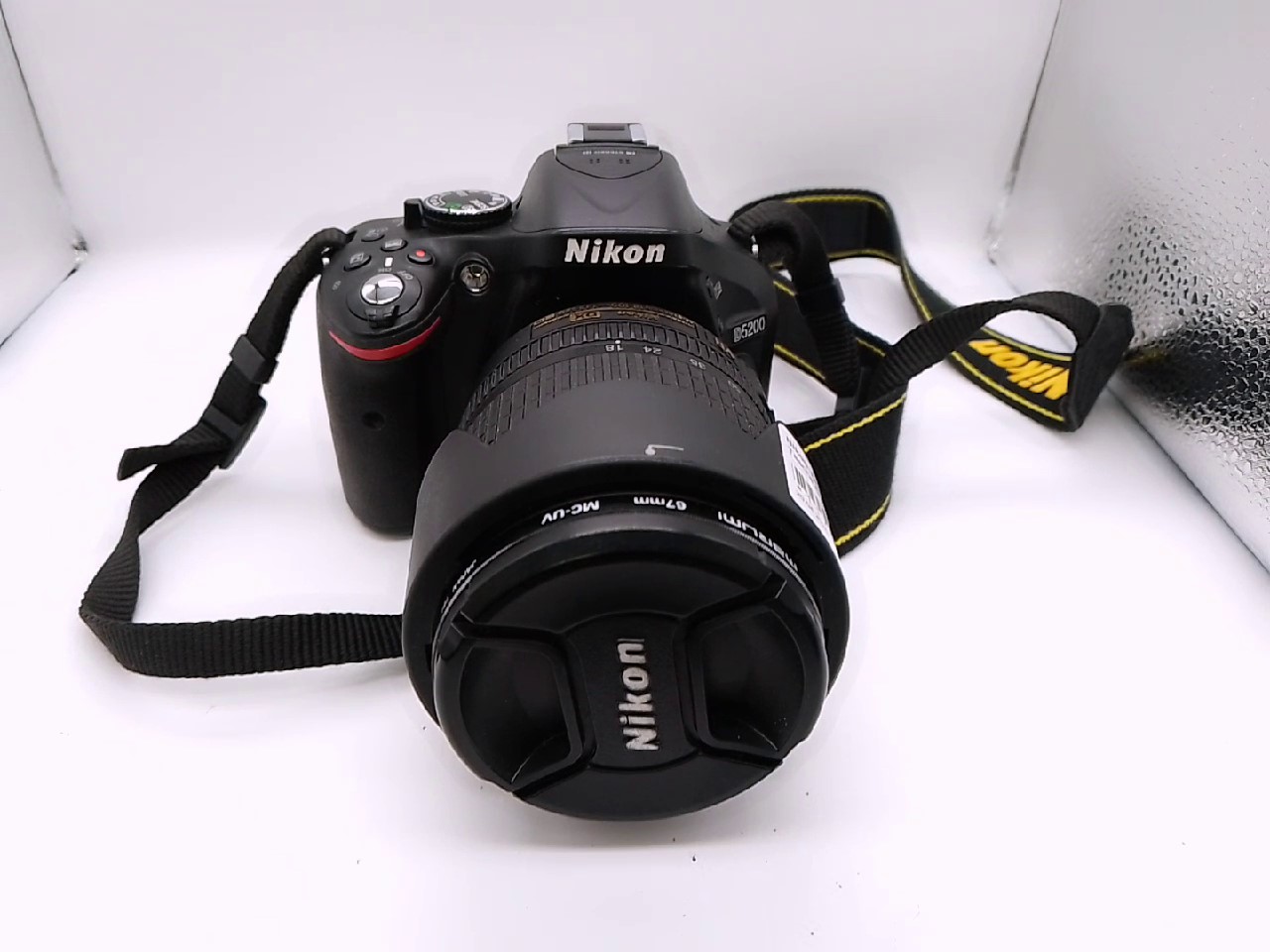 Nikon D5200 mit nikon Dx 18-105 | Tasche | Ohne mit Ladegerät | Zustand: Sehr Gut – Bild 2
