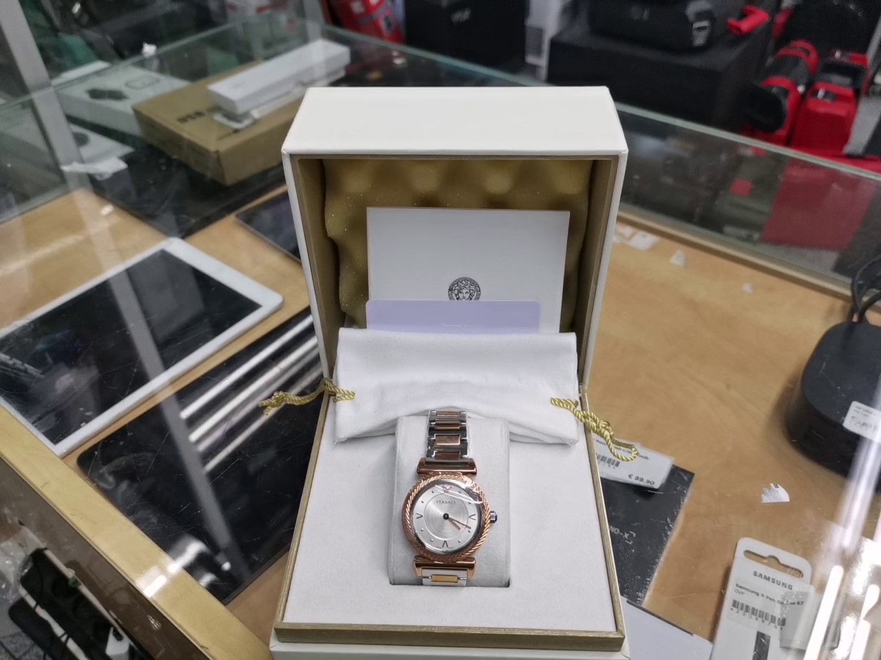 Versace Watch V-Motif | mit Originalverpackung | Zustand: Neu – Bild 2