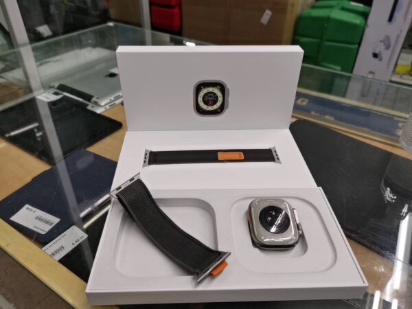 Apple Watch Ultra mit Trail Loop M/L schwarz/grau | Mit Ladegerät  |  mit Originalverpackung | Zustand: Gut – Bild 3