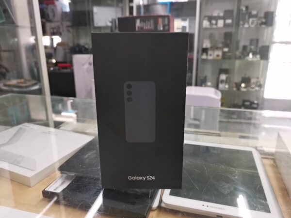 Samsung Galaxy S24 128GB | mit Originalverpackung | SimLock: Frei | Zustand: Neu | Farbe: onyx black – Bild 3