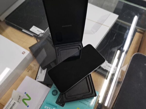 Samsung Galaxy S24+ 256GB | mit Originalverpackung  | SimLock: Frei | Zustand: Wie Neu | Farbe: schwarz – Bild 3