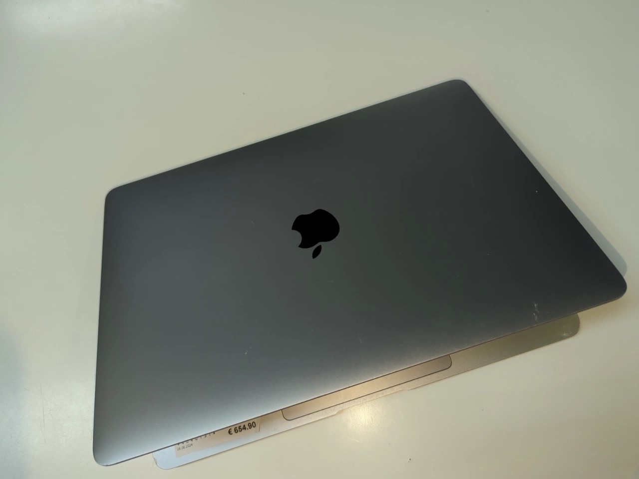 Macbook Air M1 2020 13,3 Zoll Retina | M1 8 GB RAM 256 GB SSD mit Ladegerät LZ: 363 BZ: Gut Akku Kapazität 87% | Zustand: Gut – Bild 2