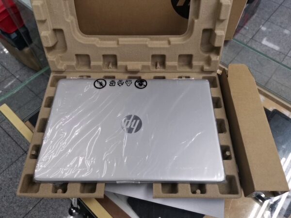 Hp Laptop 15s-fq5811 Ng I5-1235u | 16 00 GB Ram 512 GB SSD Windows 11 mit Originalverpackung  | Zustand: Neu – Bild 2