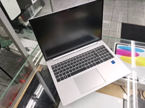 Hp Elitebook 860 G10, Core I5-1335u | 16 GB RAM | 256GB SSD | DE Windows 11 Pro  | Zustand: Sehr Gut – Bild 2