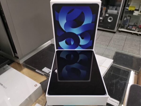 Apple Ipad Air 5. Generation, 64 Gb 2022 | mit Originalverpackung  | Zustand: Wie Neu – Bild 2