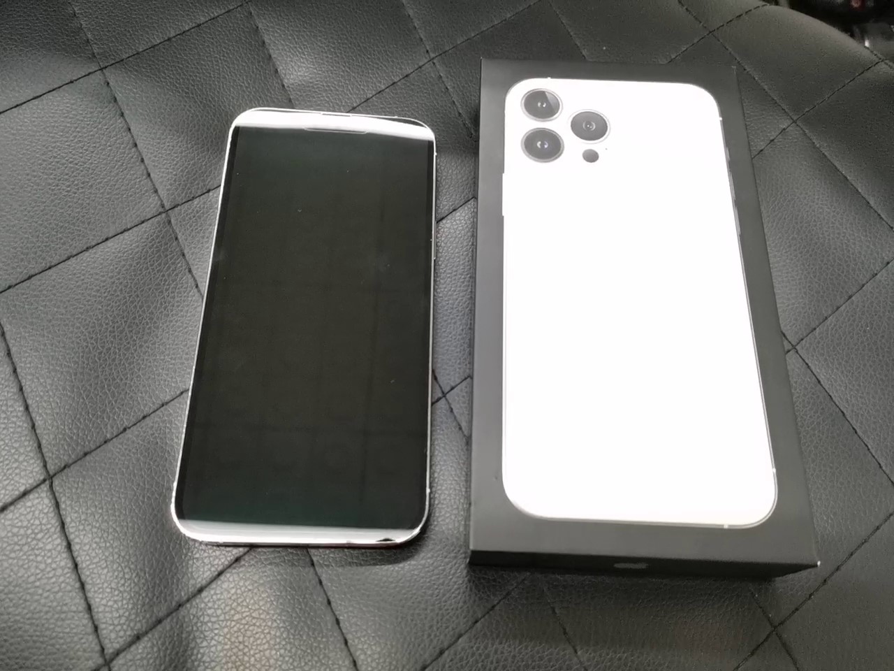 iPhone 13 Pro Max 512GB | mit Originalverpackung Batteriezustand 84 % | SimLock: Frei | Zustand: Gut | Farbe: schwarz – Bild 3