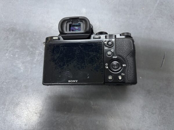 Sony Alpha 7s | display sehr kratz ohne mit Ladegerät mit akku | Zustand: Gut – Bild 3
