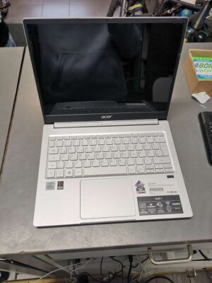 acer swift 3  | Intel Core i5-1035G4 | 8gb ram  | Iris Plus Graphics  | 512GB SSD | Zustand: Sehr Gut
