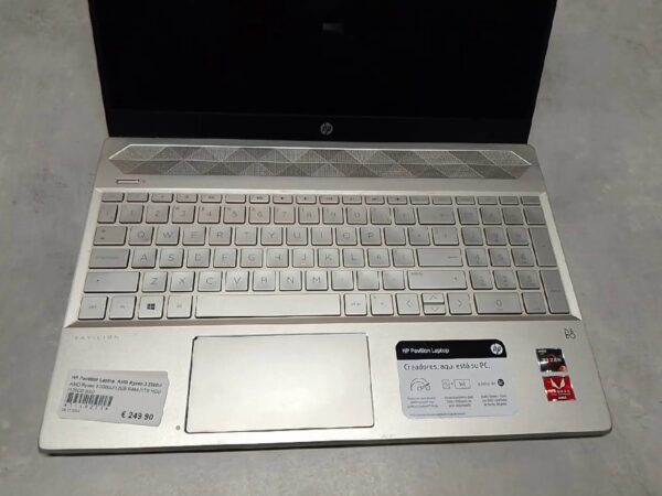 HP Pavillion 15-cw10121a | AMD Ryzen 3 3300U | 12GB RAM  | 1TB HDD  | 128GB SSD  | Zustand: In Ordnung – Bild 2